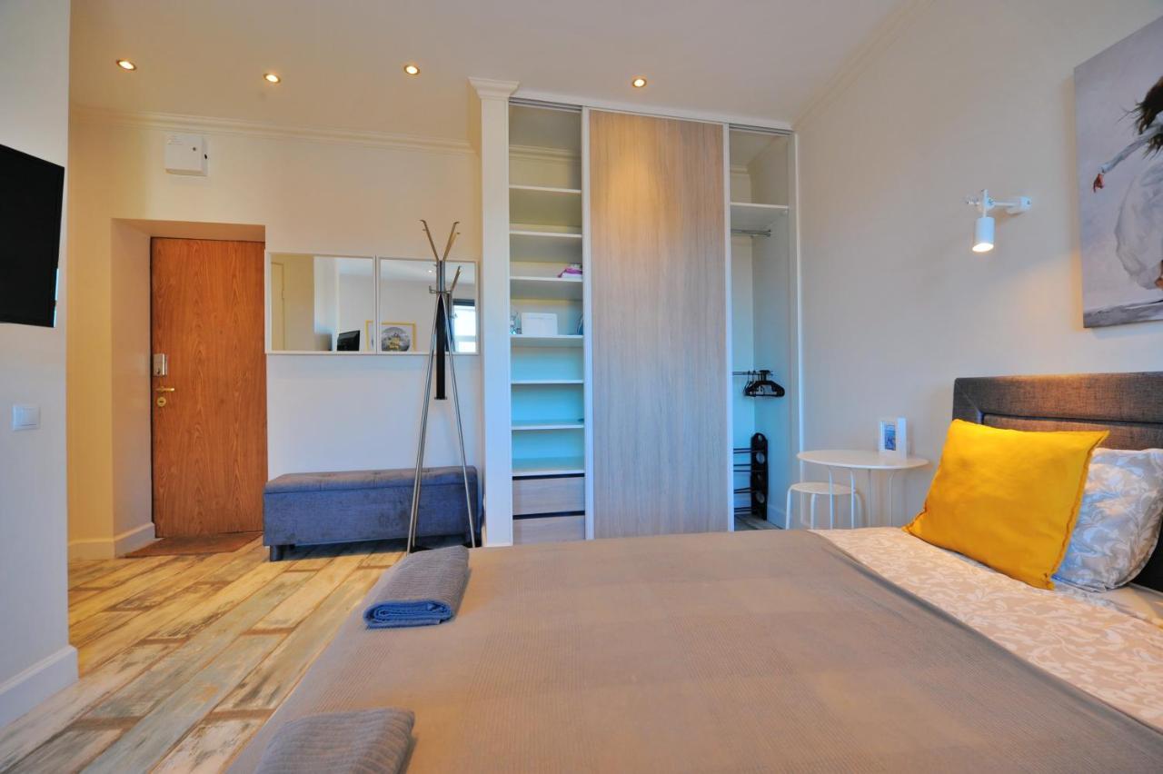 Gertrudes Residence Stay In Light-Filled Studio Apartment In Central รีกา ภายนอก รูปภาพ